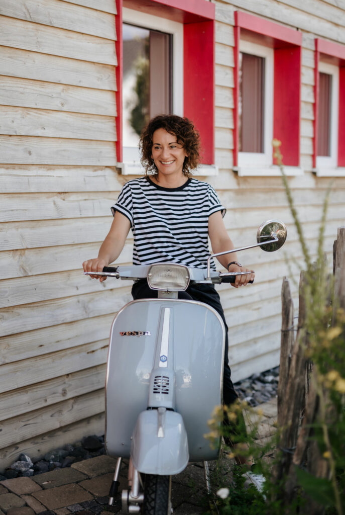 Nadine Goes, Männerpflege-Spezialistin aus Emmingen-Liptingen, im Studio FeinSchliff Vespa